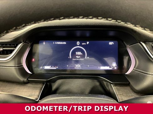Used 2025 Jeep Grand Cherokee Limited AWD/4WD image 13