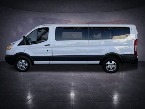 Used 2018 Ford Transit 350 XLT image 2