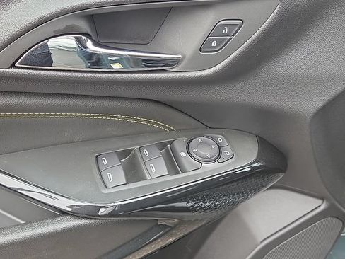 New 2026 Chevrolet Trax LT w/ Driver Confidence Package FWD image 10