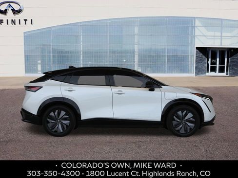 Used 2024 Nissan Ariya AWD image 7