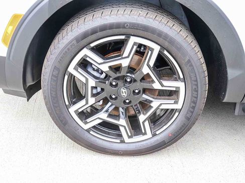 New 2026 Hyundai Santa Cruz Limited image 13