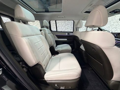 Certified 2025 Hyundai Santa Fe Calligraphy image 12