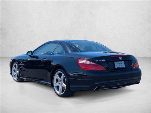 Used 2014 Mercedes-Benz SL 550 image 8