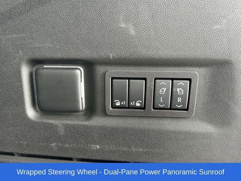 Used 2024 Chevrolet Suburban RST w/ Luxury Package image 19