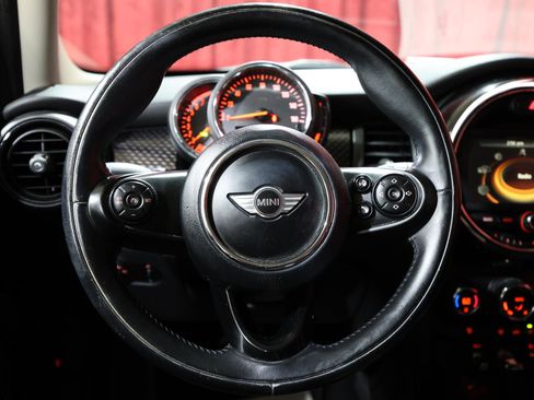 Used 2018 MINI Cooper S FWD image 16