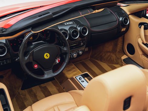 Used 2009 Ferrari F430 Spider RWD image 34