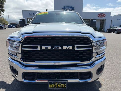 Used 2024 RAM 3500 Big Horn AWD/4WD image 21