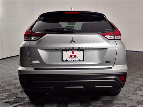 New 2025 Mitsubishi Eclipse Cross LE image 6