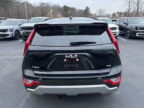 New 2026 Kia Niro EX image 18