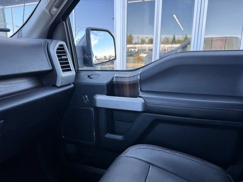 Used 2015 Ford F150 Lariat AWD/4WD image 32