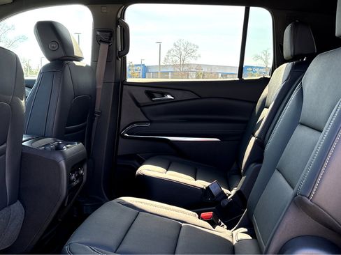 New 2026 Chevrolet Traverse LT w/ Driver Confidence Package image 17