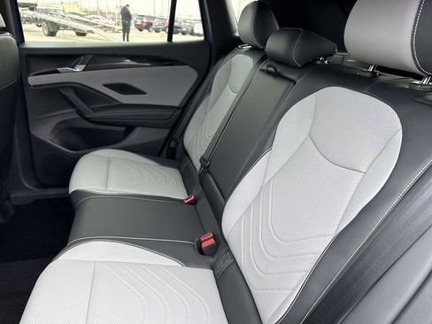 New 2026 Volkswagen Tiguan SE R-Line image 16