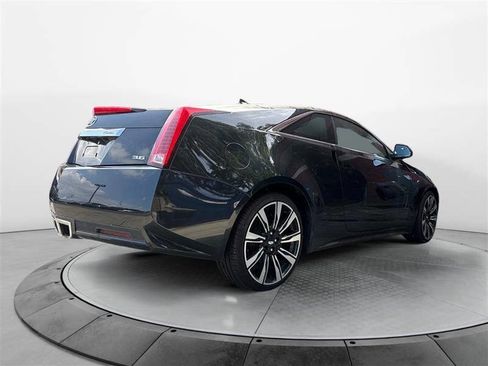 Used 2011 Cadillac CTS Premium image 5