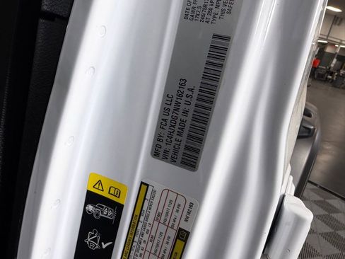 Used 2022 Jeep Wrangler Unlimited Sport w/ Sun And Sound Package image 37