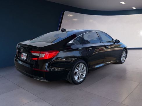 Used 2019 Honda Accord LX image 5