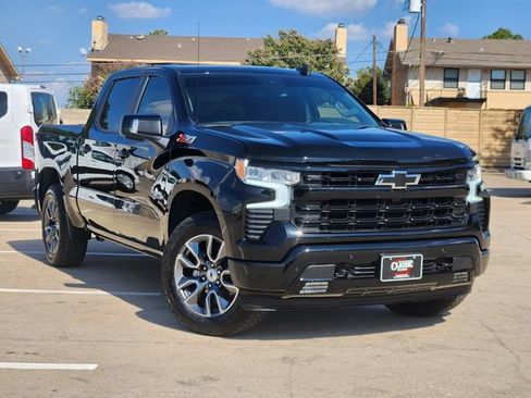Used 2025 Chevrolet Silverado 1500 RST AWD/4WD image 2