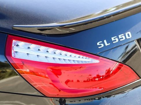 Used 2013 Mercedes-Benz SL 550 image 8
