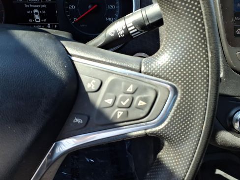 Used 2020 Chevrolet Malibu LT FWD image 9