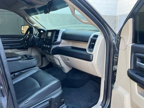 Used 2019 RAM 2500 Big Horn AWD/4WD image 25