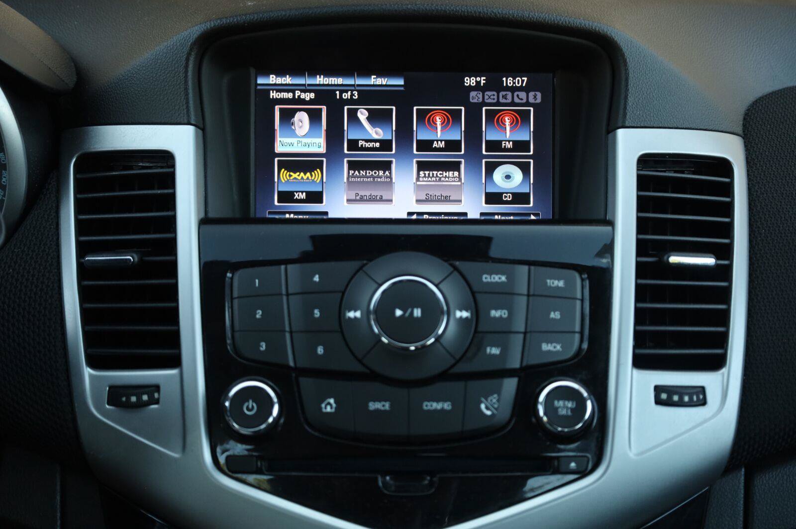 Used 2015 Chevrolet Cruze LT FWD image 36