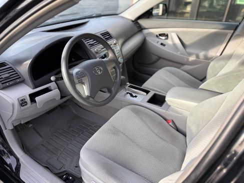 Used 2009 Toyota Camry LE image 7