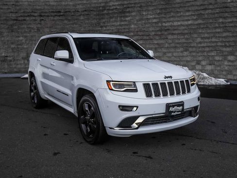 Used 2016 Jeep Grand Cherokee High Altitude image 2