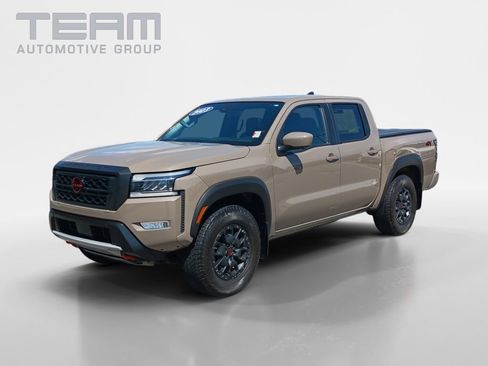 Used 2023 Nissan Frontier PRO-4X w/ Pro-4X Premium Package AWD/4WD image 3
