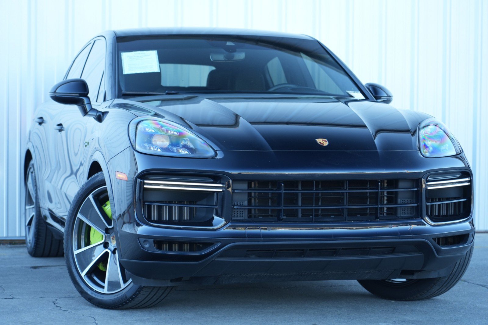 Used 2021 Porsche Cayenne Turbo S AWD/4WD image 4