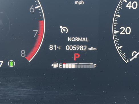 Used 2024 Honda CR-V LX image 24
