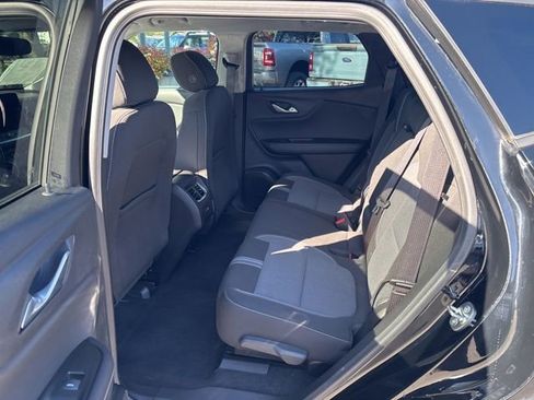 Used 2025 Chevrolet Blazer LT w/ Convenience Package AWD/4WD image 16