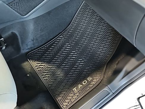 New 2026 Volkswagen Taos S image 13