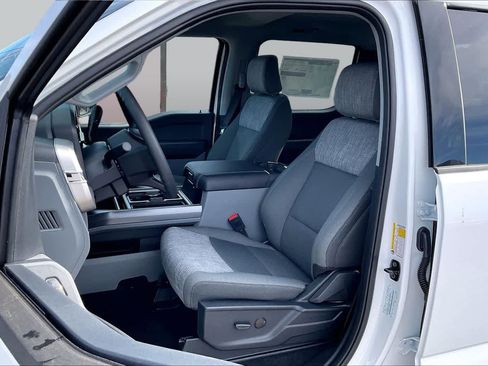 New 2026 Ford F350 XLT w/ FX4 Off-Road Package AWD/4WD image 9