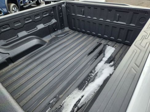 New 2026 GMC Canyon Elevation w/ Convenience Package image 16