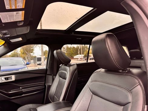 Used 2020 Ford Explorer Limited w/ Class III Trailer Tow Package AWD/4WD image 38