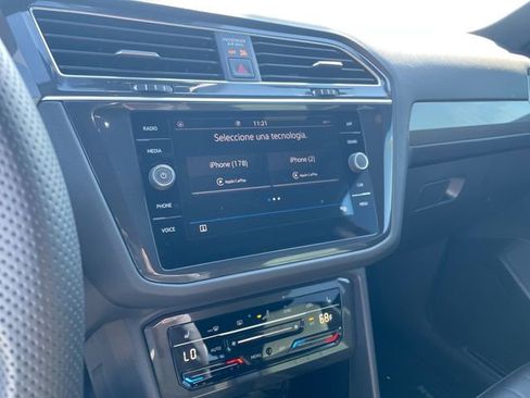 New 2024 Volkswagen Tiguan SE R-Line image 11