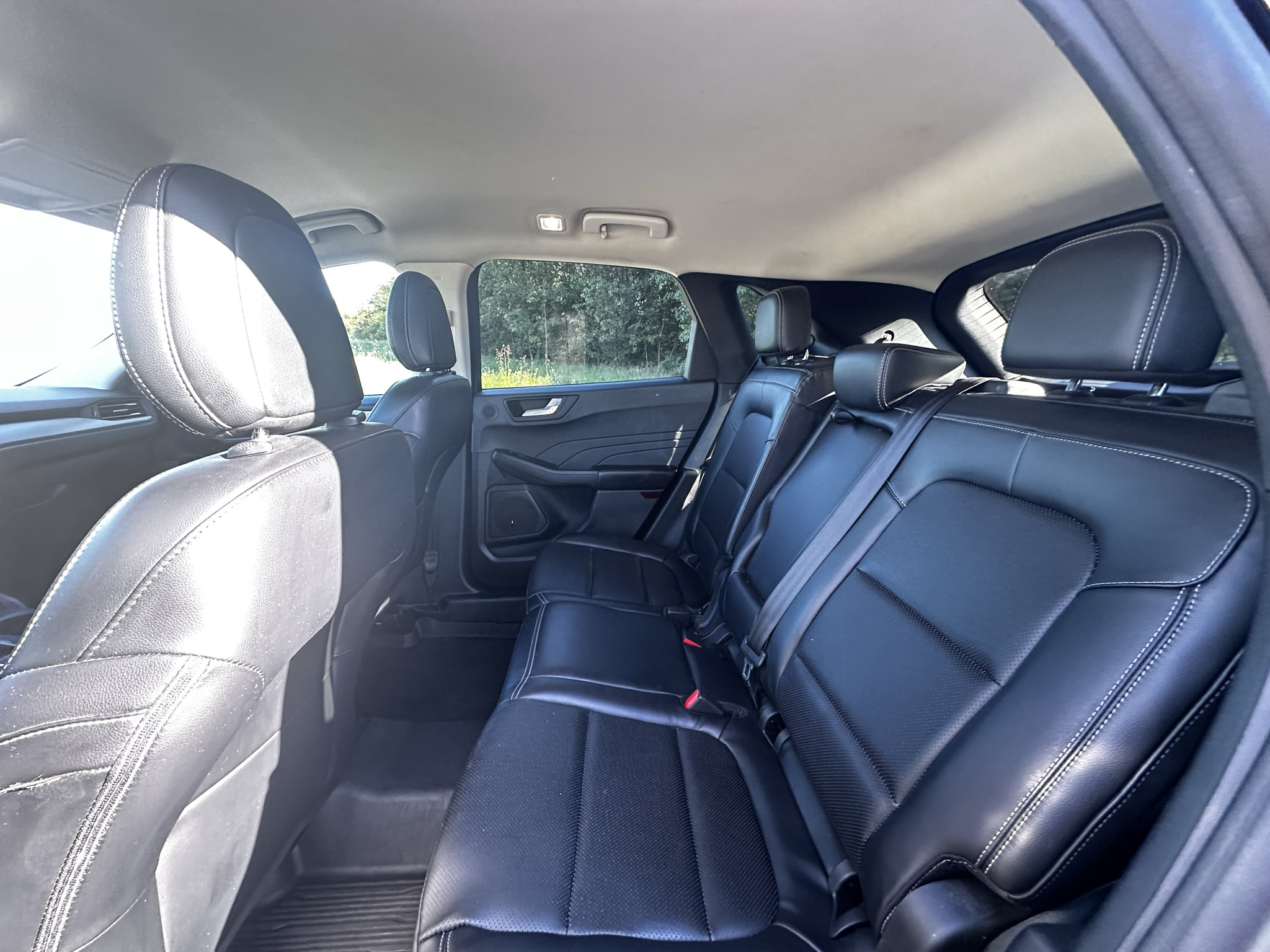 Used 2021 Ford Escape SEL w/ Technology Package AWD/4WD image 23