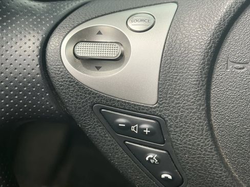 Used 2014 Nissan Juke S image 12