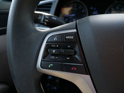 Used 2018 Hyundai Elantra SEL FWD image 17