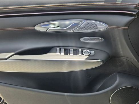 New 2026 Genesis GV70 2.5T Sport Prestige AWD/4WD image 15