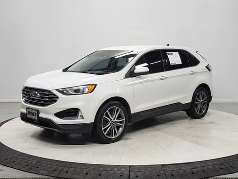 Used 2021 Ford Edge Titanium FWD image 3