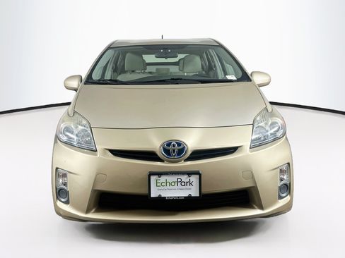 Used 2011 Toyota Prius Three w/ Navigation Pkg FWD image 2