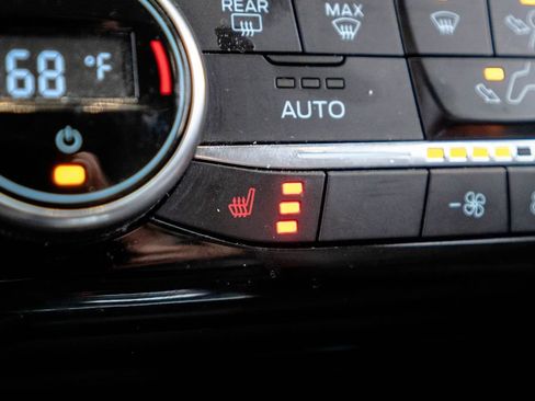 Used 2021 Ford Escape SE w/ Convenience Package image 22