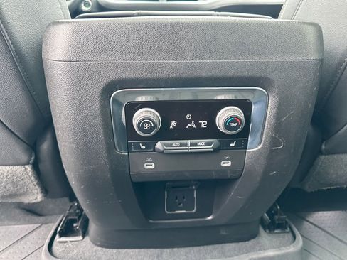 Certified 2023 Chevrolet Suburban High Country w/ Premium Package 2 image 25