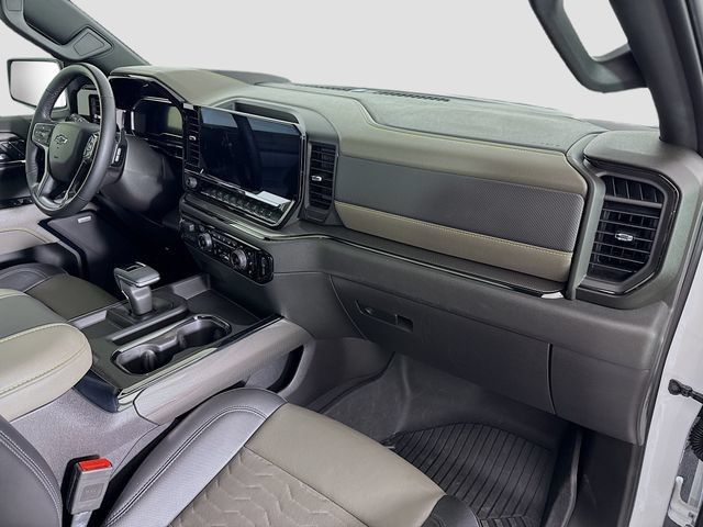 Used 2024 Chevrolet Silverado 1500 ZR2 w/ ZR2 Bison Edition AWD/4WD image 30