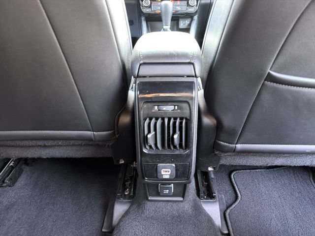 Used 2025 Jeep Compass Limited AWD/4WD image 17