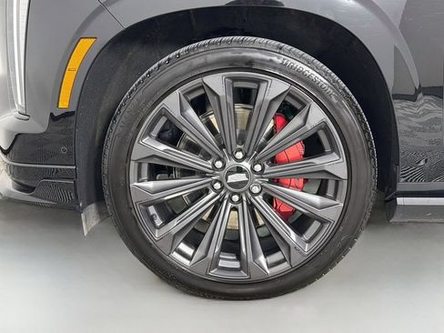 Used 2025 Cadillac Escalade V w/ LPO, Floor Liner Package AWD/4WD image 34