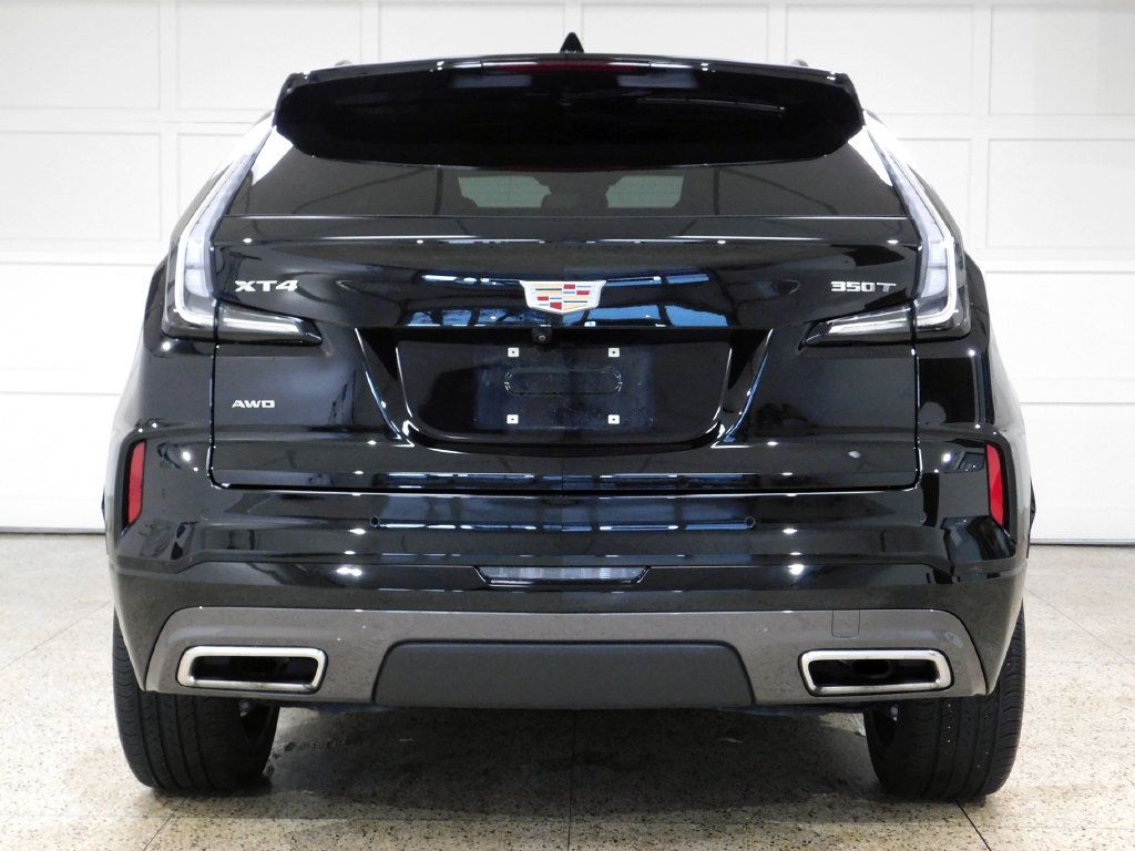Used 2025 Cadillac XT4 Sport w/ LPO, Floor Liner Package AWD/4WD image 5