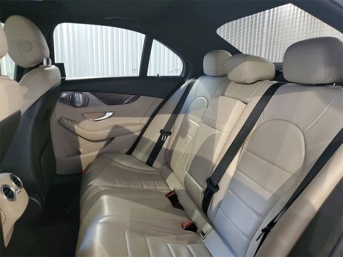 Used 2018 Mercedes-Benz C 300 Sedan image 14