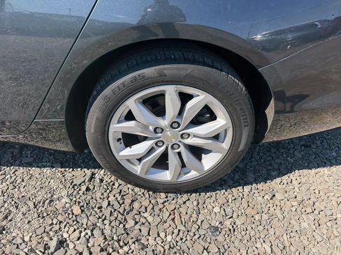 Used 2019 Chevrolet Impala LT FWD image 9