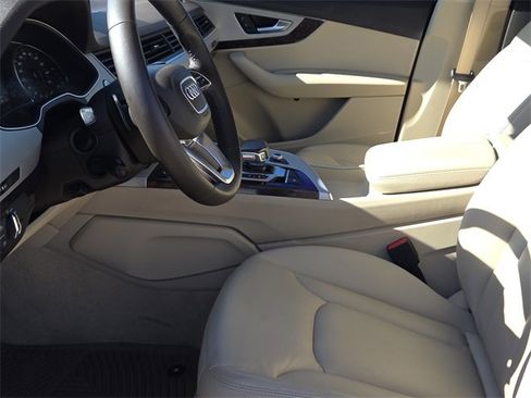 Used 2019 Audi Q7 2.0T Premium w/ Convenience Package image 18